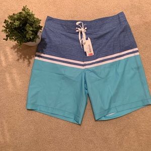 ⭐️NEW⭐️ Southern Tide Swim Trunks